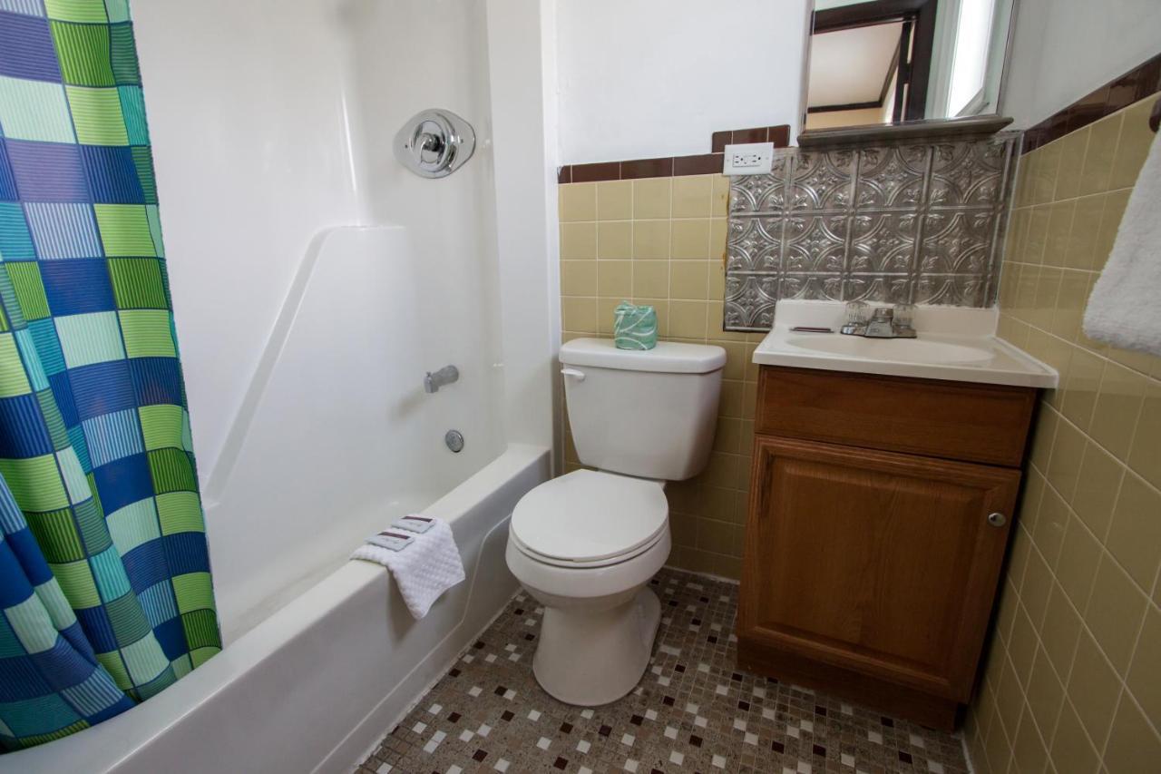 Inntown Motel Ошен Сити Экстерьер фото